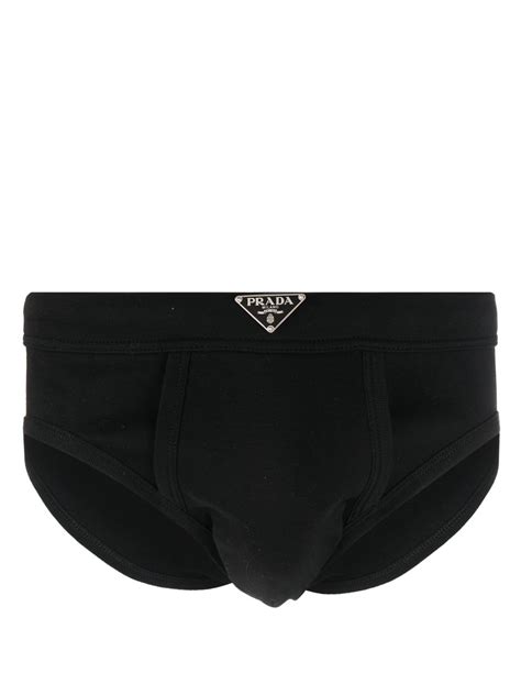 calecon prada